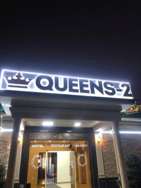 Queens 2 hotel